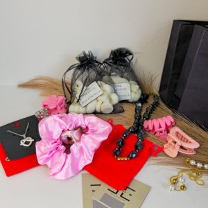 Mystery Jewel & Wax Melts Box