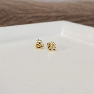 Minimal Heart Stud Earrings